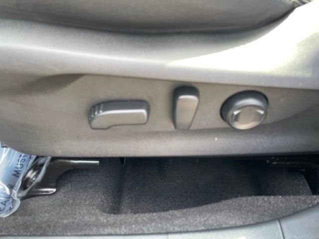 Used 2023 Gray Metallic Subaru Premium image 27