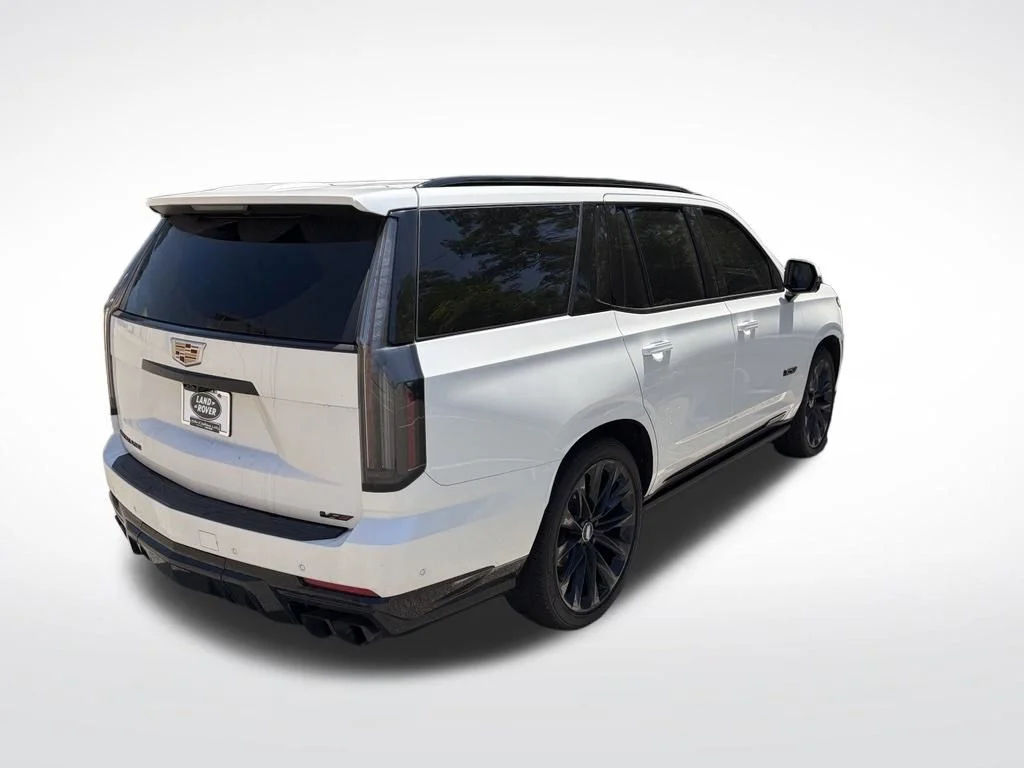Used 2025 White Cadillac V-Series image 12
