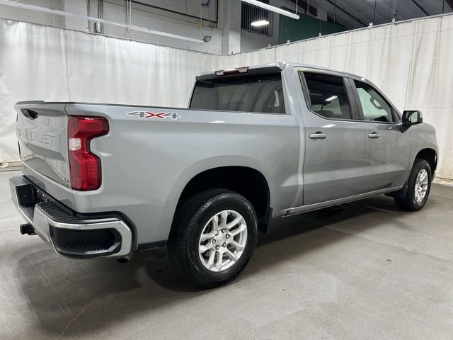 Used 2024 Gray Chevrolet LT image 4