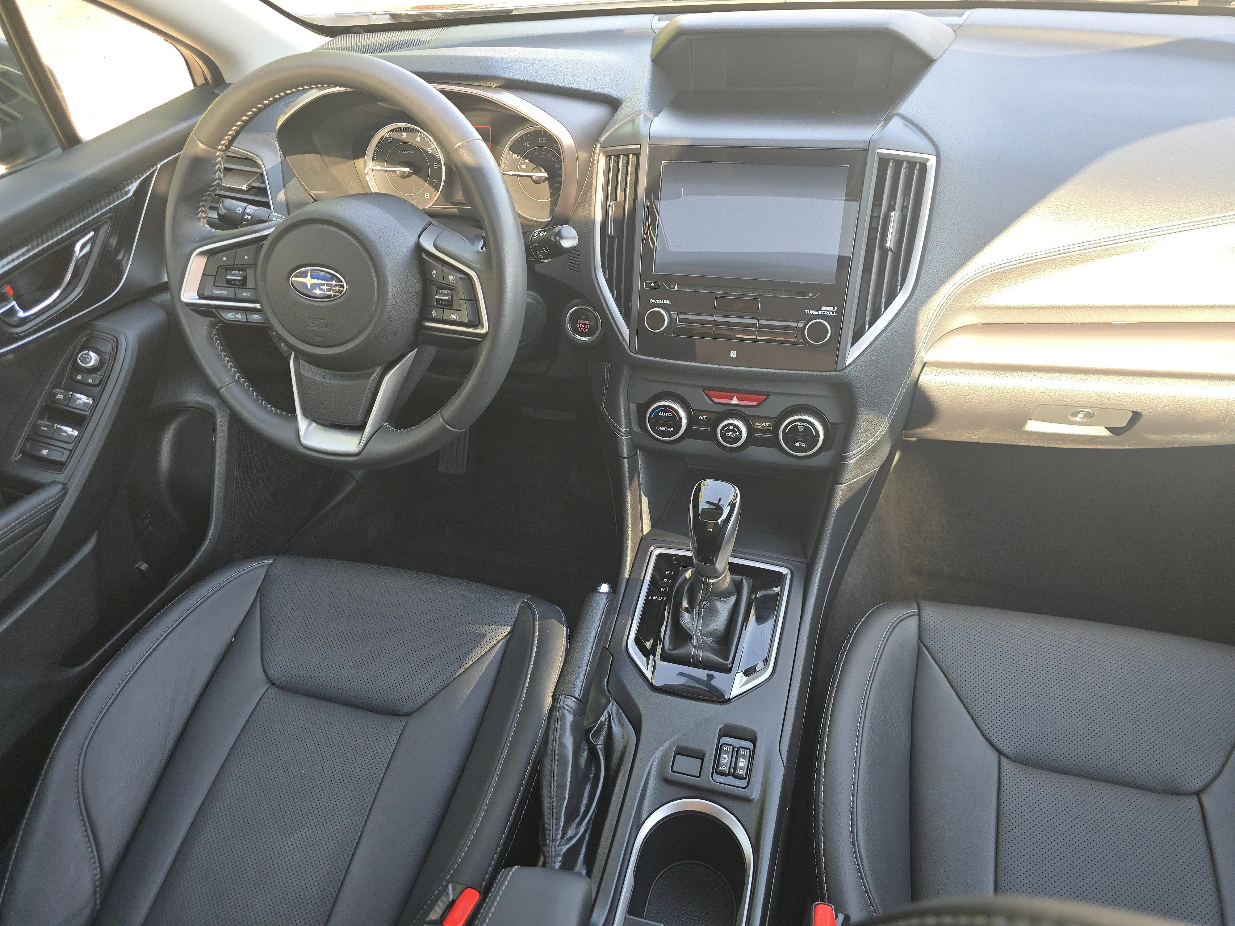 Used 2017 Carbide Gray Metallic Subaru Limited image 19