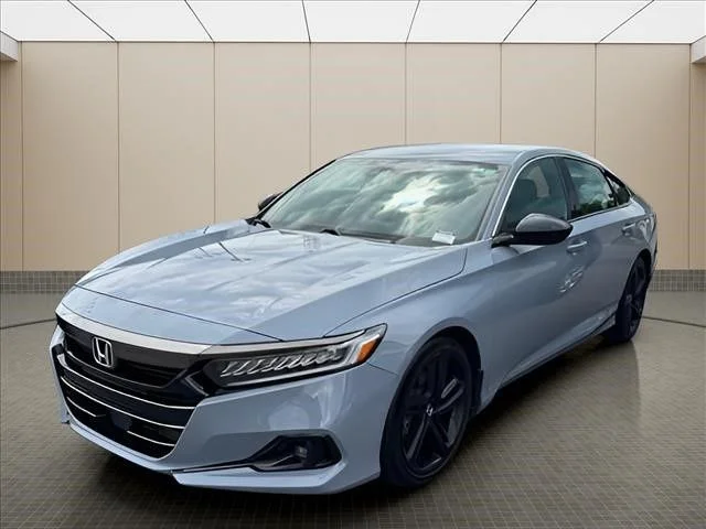 Used 2021 Gray Honda Sport image 2