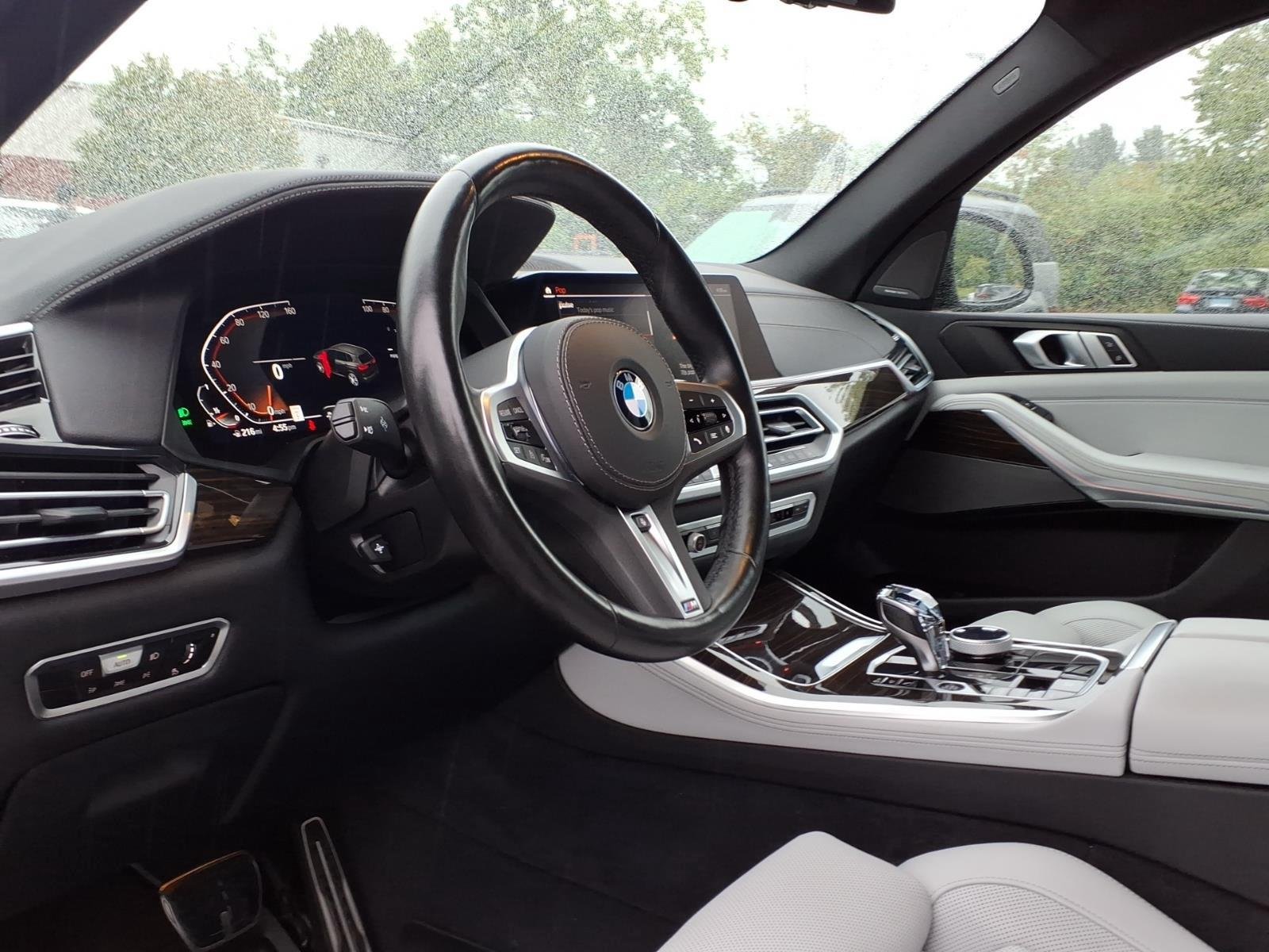 Used 2023 Carbon Black Metallic BMW xDrive40i image 21