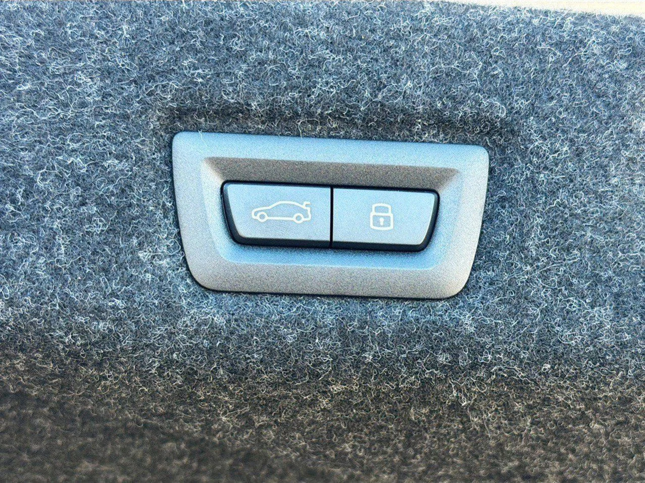 2026 BMW 5 Series 530i - Photo 14