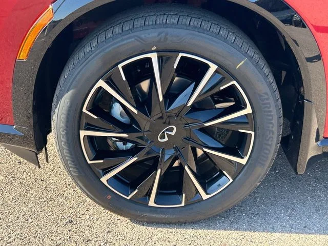 New 2027 2T SUN RED INFINITI Autograph AWD image 10
