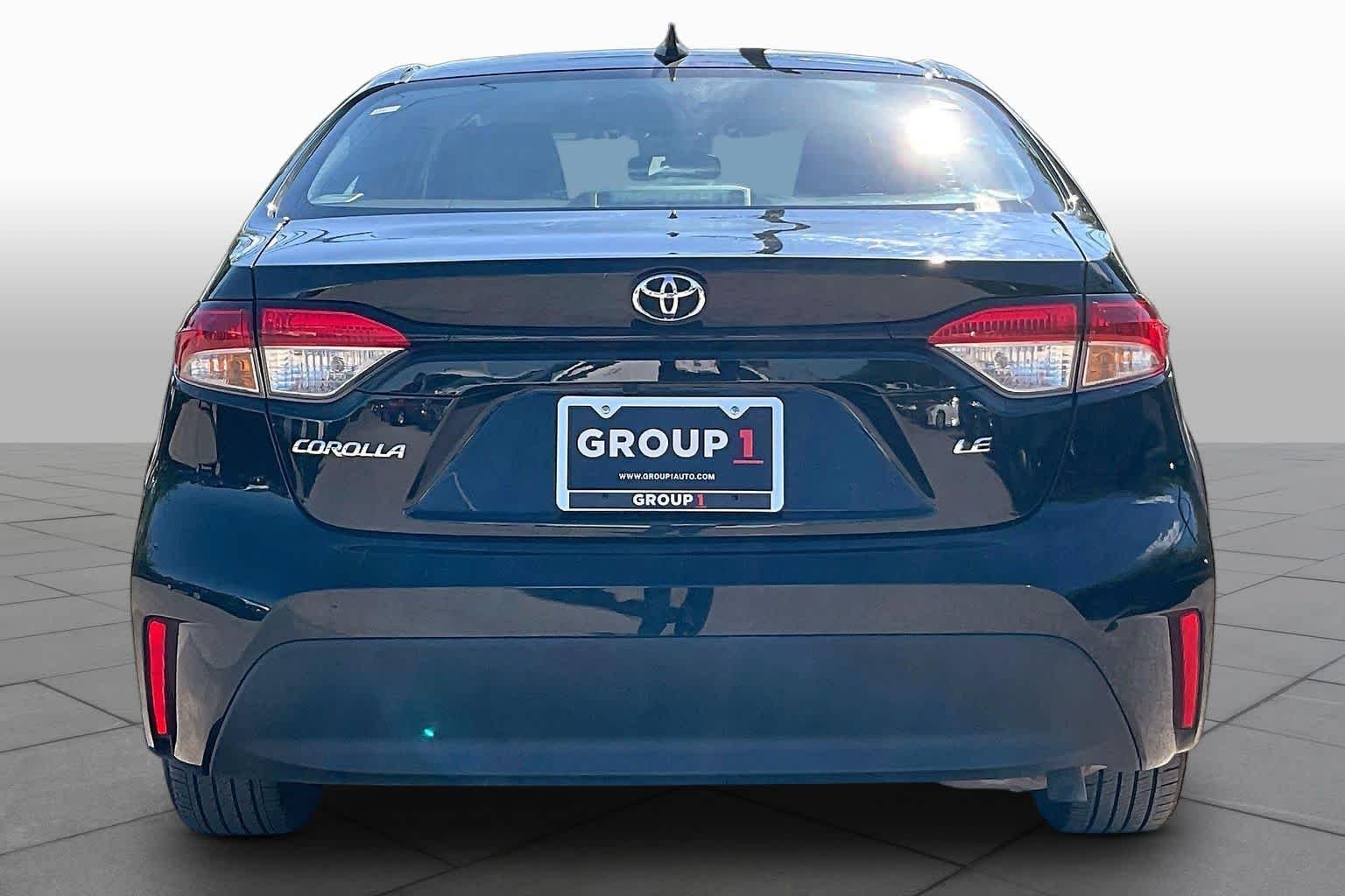 Used 2025 Midnight Black Metallic Toyota LE image 5
