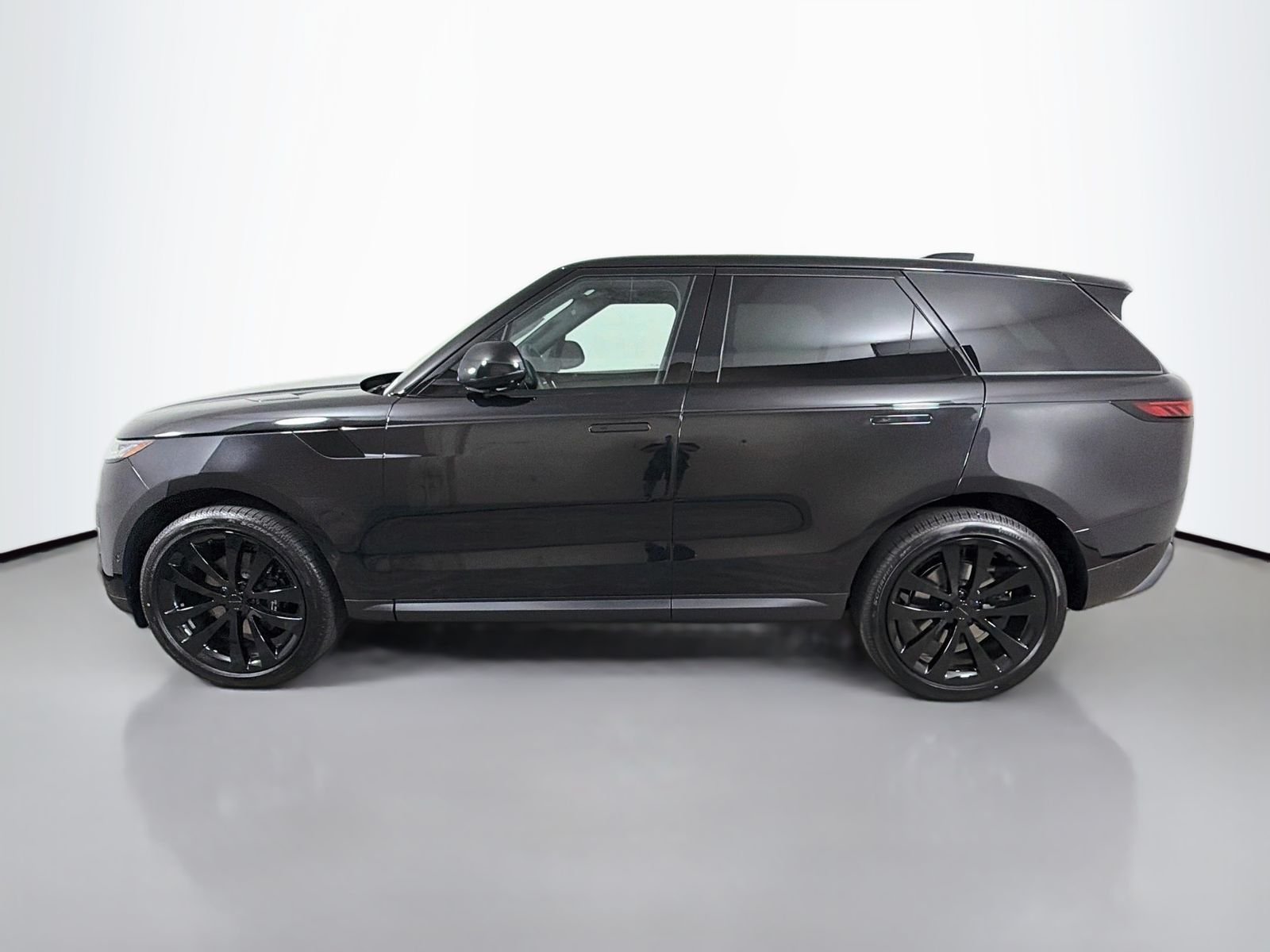 New 2026 Santorini Black LAND ROVER SE image 2