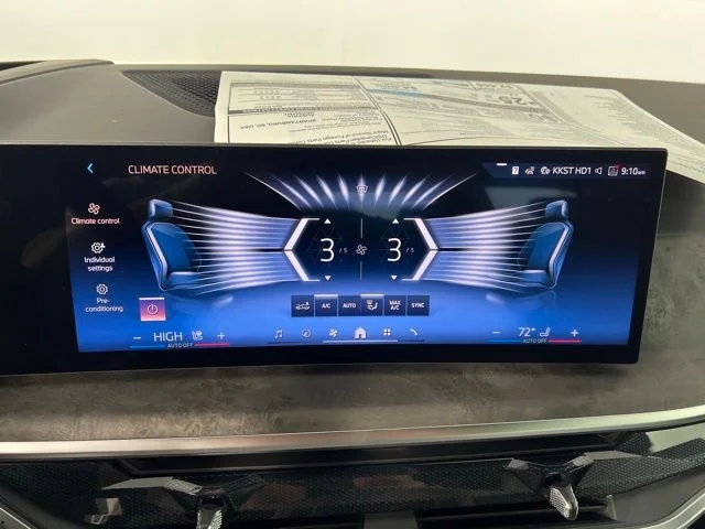 New 2026 Alpine White BMW sDrive40i image 25
