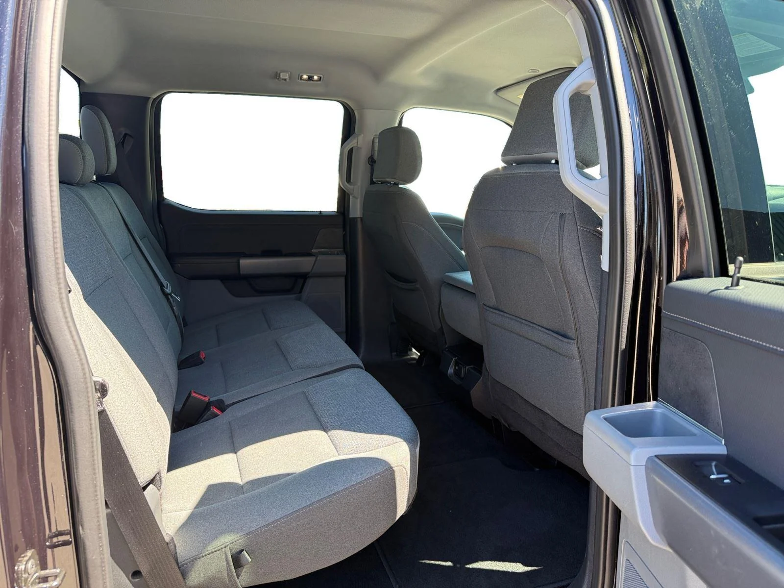 Used 2025 Agate Black Ford XLT image 23
