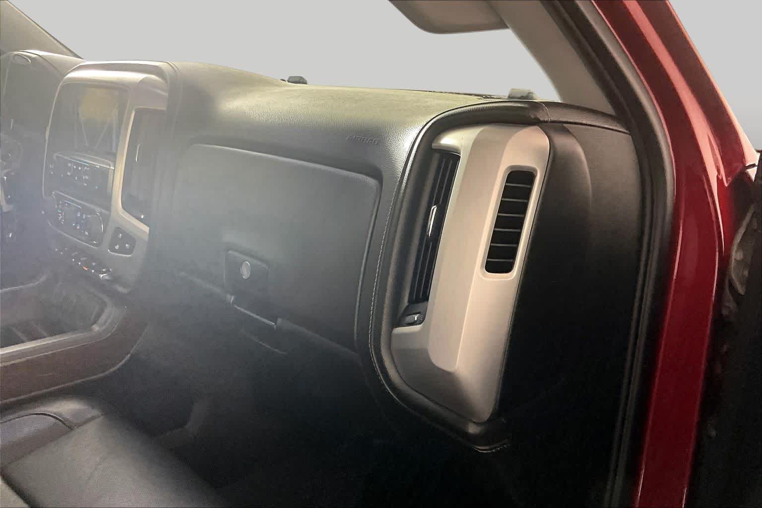 Used 2018 RED QUARTZ TINTCOAT GMC SLT image 18