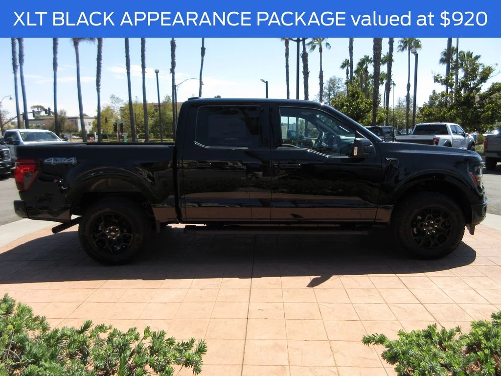 New 2026 Agate Black Metallic Ford XLT image 5