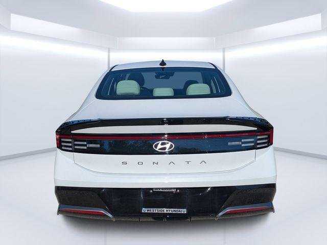 New 2026 White Hyundai SEL Sport image 4