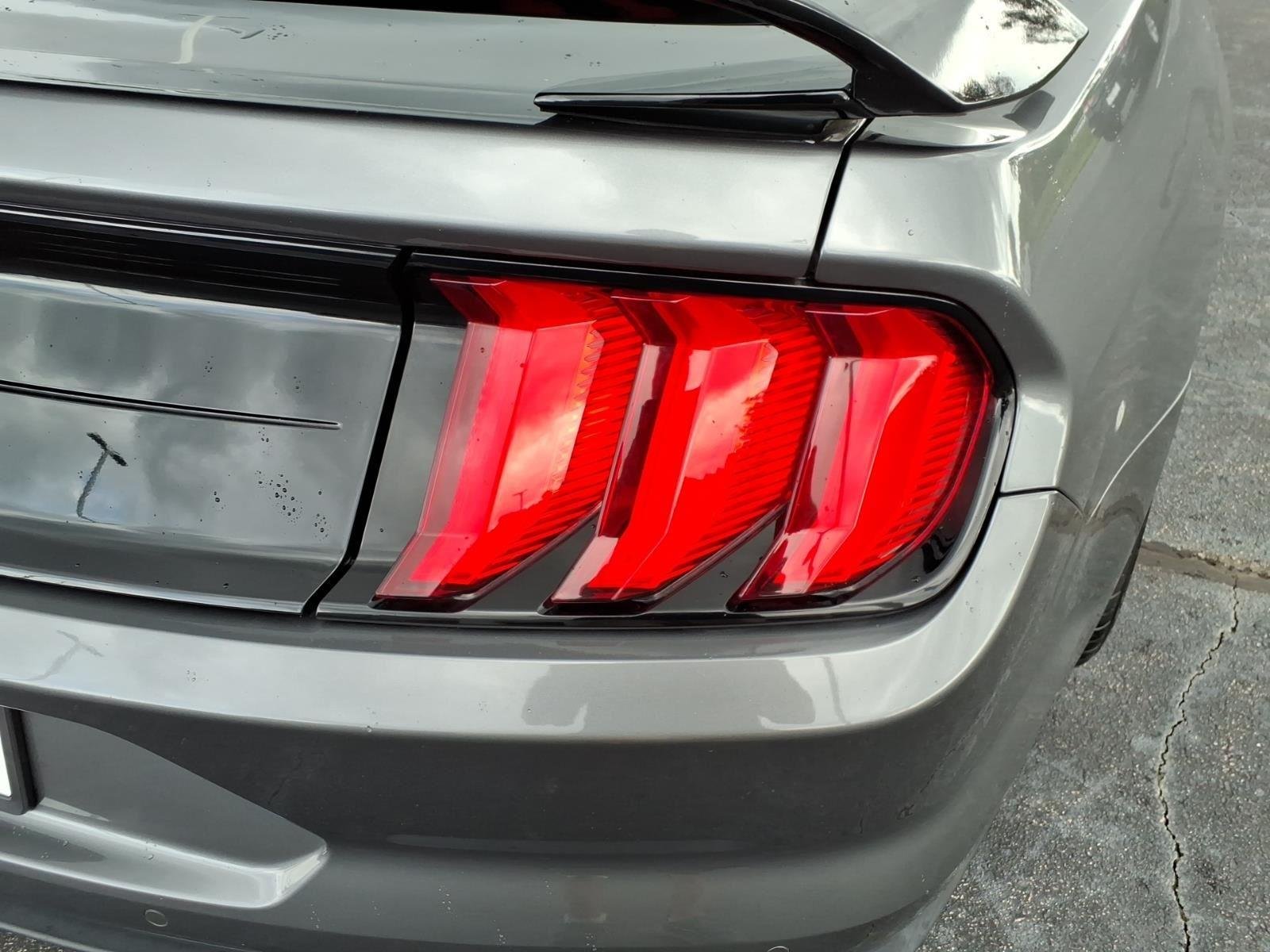 Used 2021 Carbonized Gray Metallic Ford GT Premium image 19