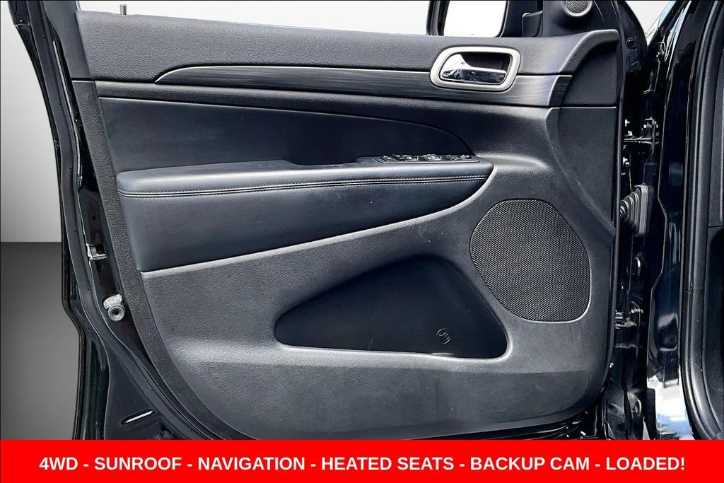 Used 2020 Black Jeep Altitude image 19