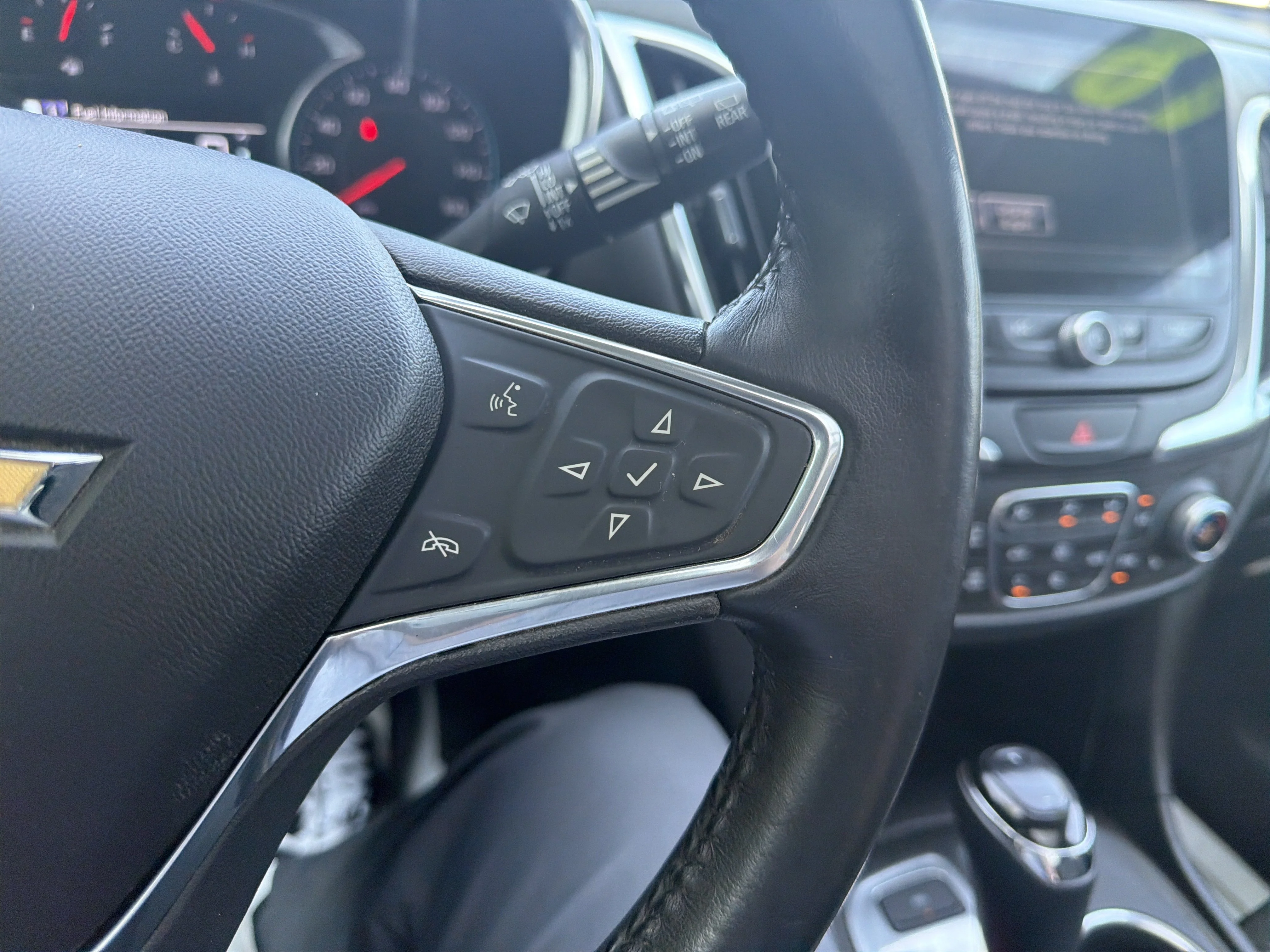 Used 2018 Storm Blue Metallic Chevrolet LT image 23