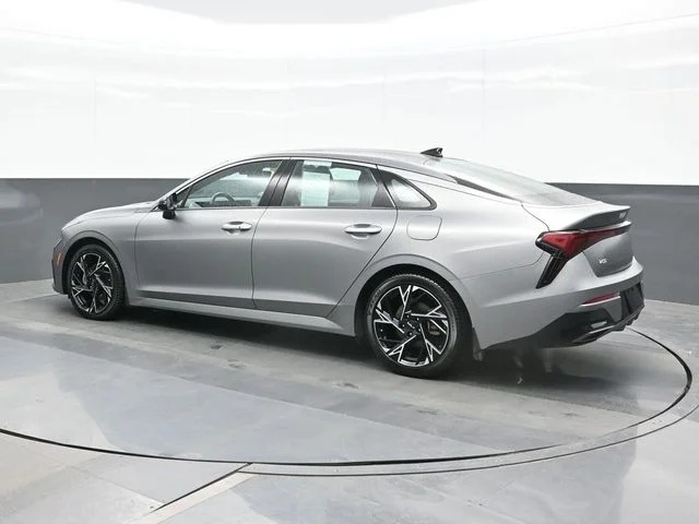 Used 2025 Gray Kia GT-Line image 3