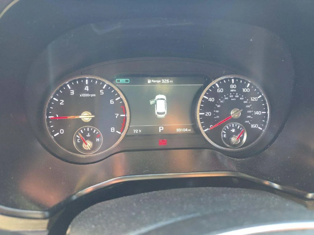 Used 2020 Dark Moss Kia SX image 8