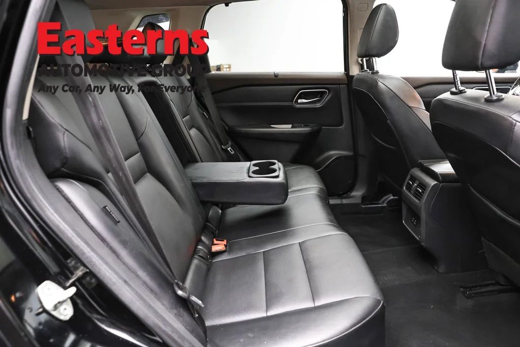 Used 2021 Black Nissan SV image 25