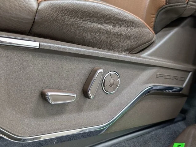 New 2026 Carbonized Gray Metallic Ford King Ranch® image 43