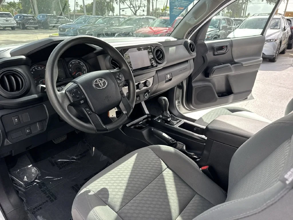 Used 2020 Super White Toyota SR image 36