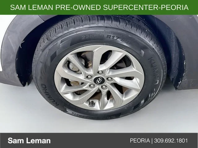 Used 2018 White Hyundai SEL image 27
