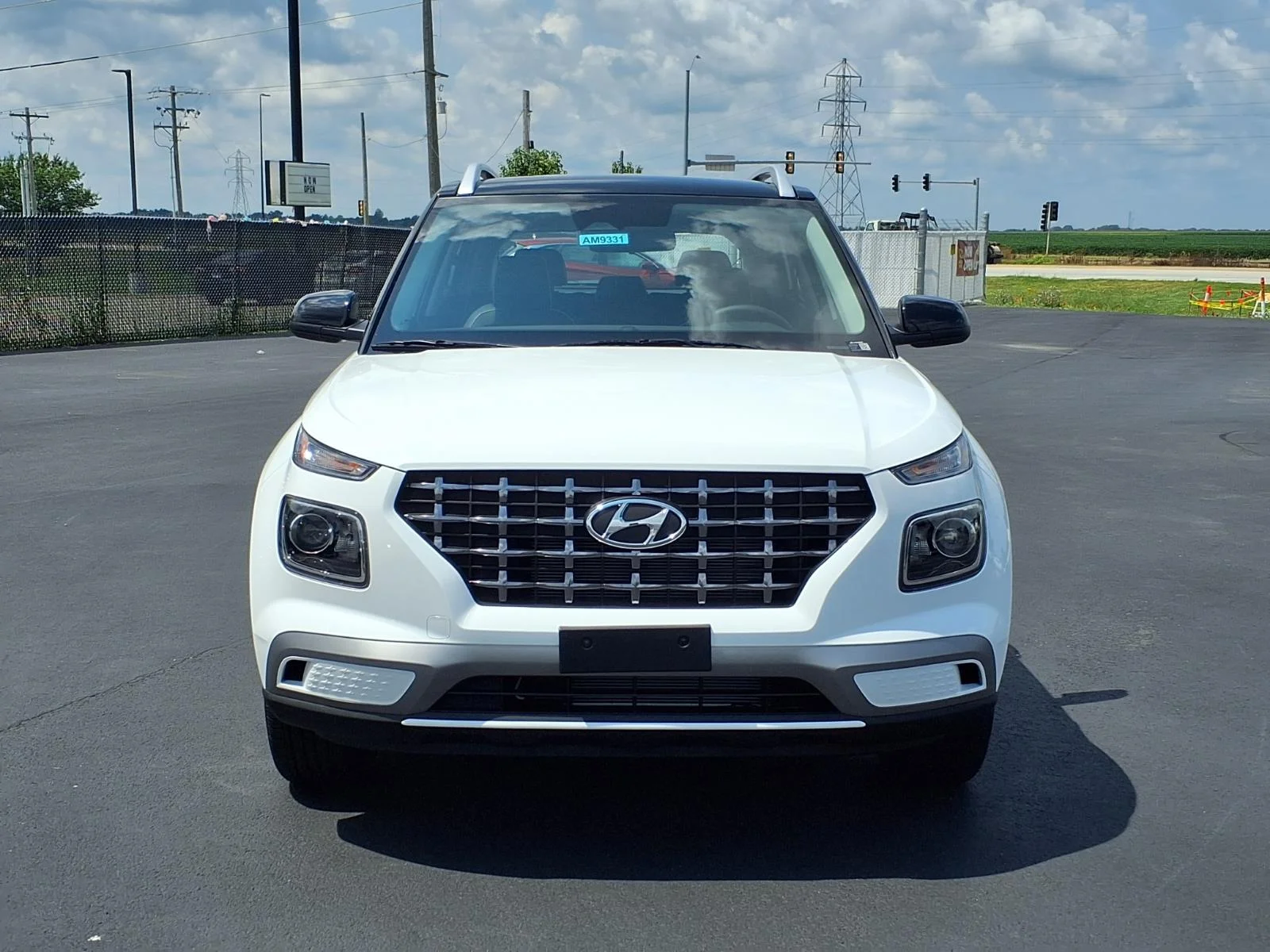 New 2026 Lunar White/Black Roof Hyundai SEL image 22