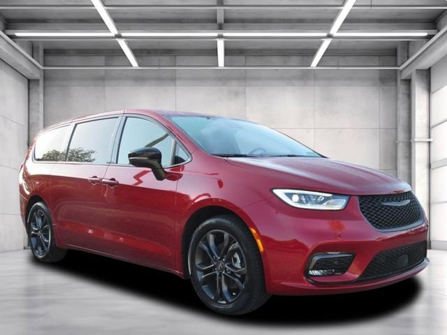 2026 Chrysler Pacifica