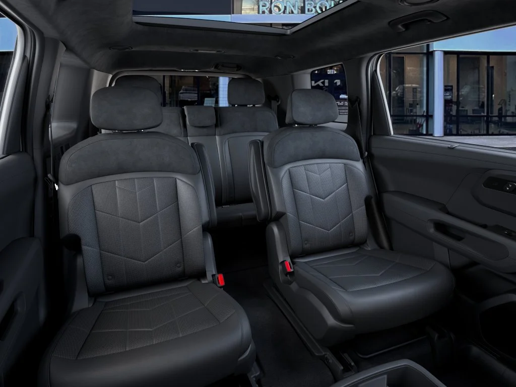 New 2027 GLACIAL WHITE PEARL Kia X-Line SX-Prestige image 16