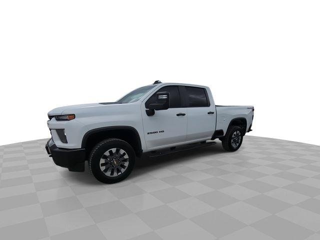 Used 2021 SUMMIT WHITE Chevrolet Custom image 4