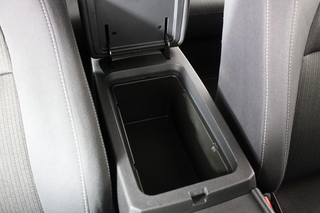 2025 Nissan Altima SV - Photo 18