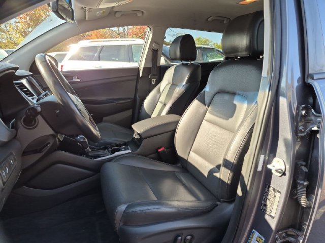 Used 2018 Gray Hyundai SEL Plus image 11
