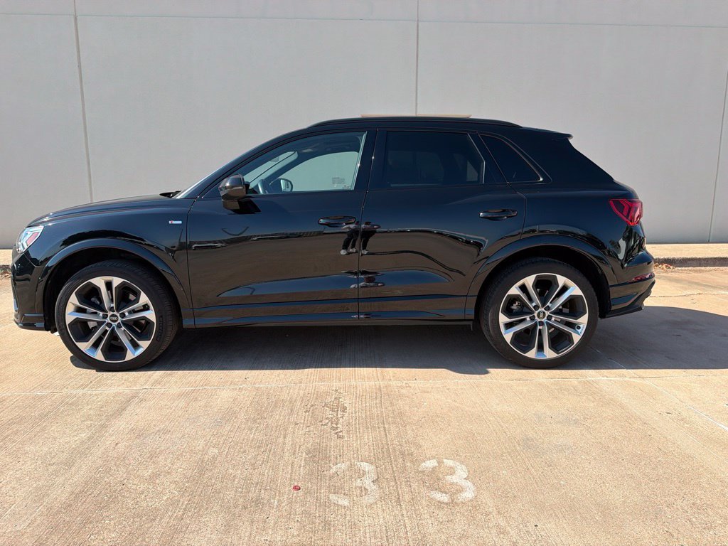 Used 2021 Black Metallic Audi Premium Plus image 2