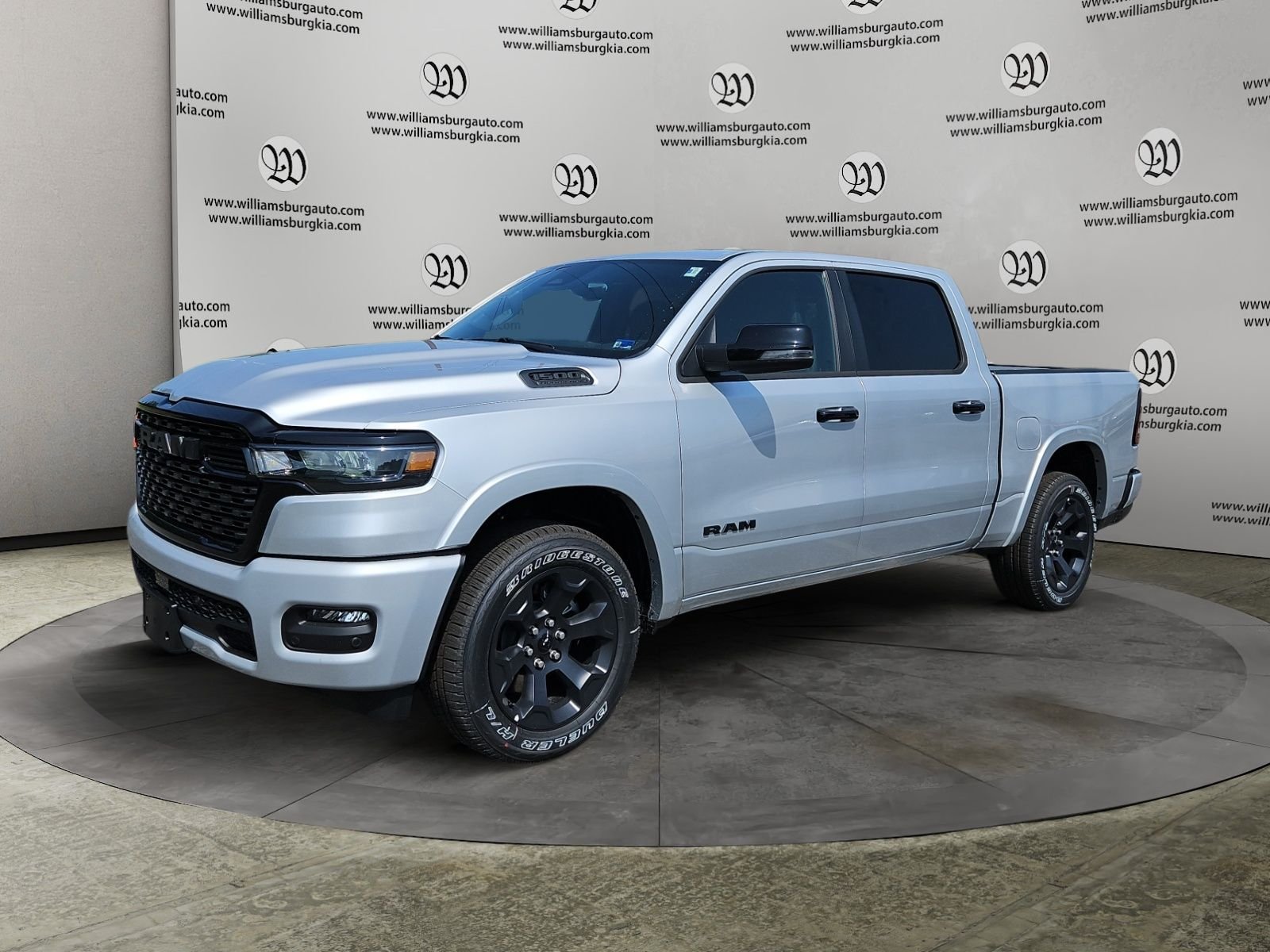 New 2026 Silver Zynith Exterior Paint RAM Big Horn/Lone Star image 1