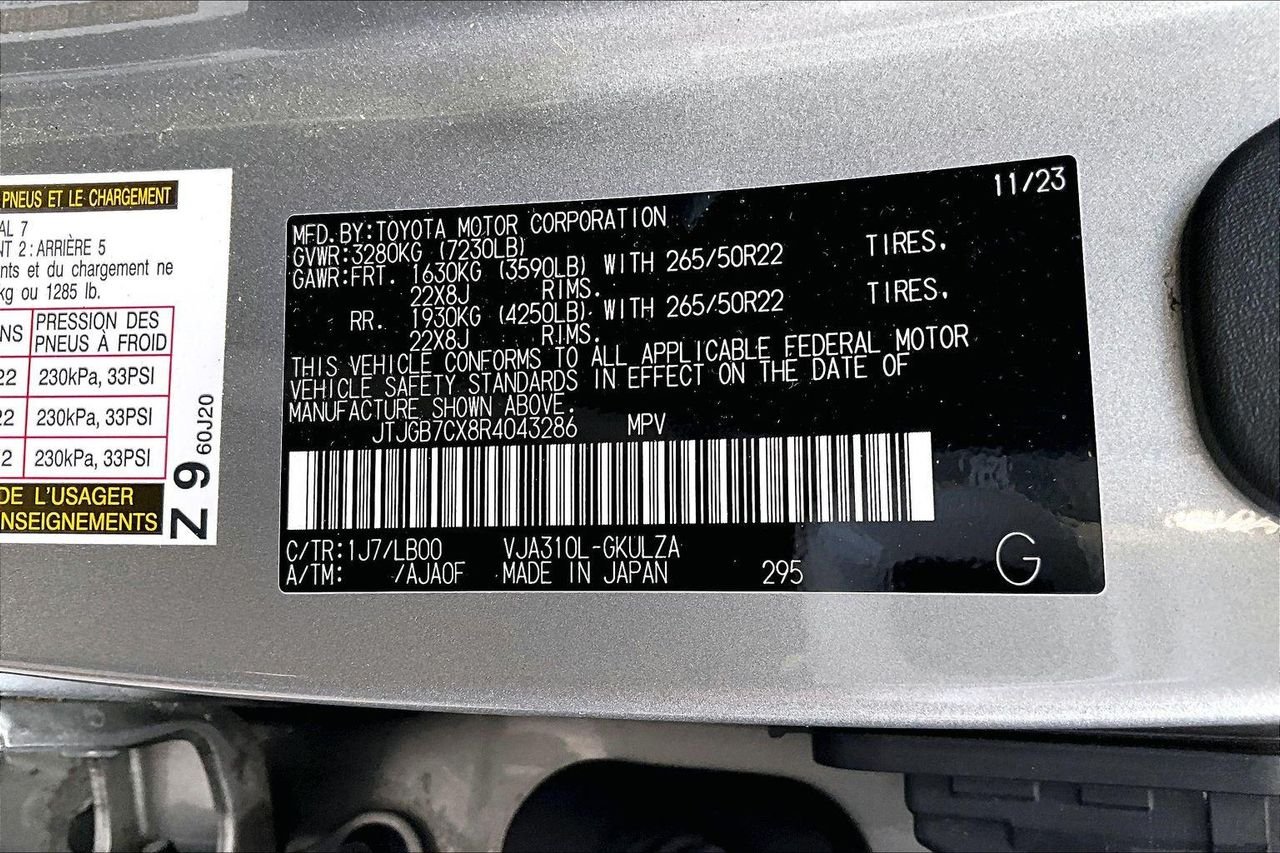 Used 2024 Atomic Silver Lexus Luxury image 3