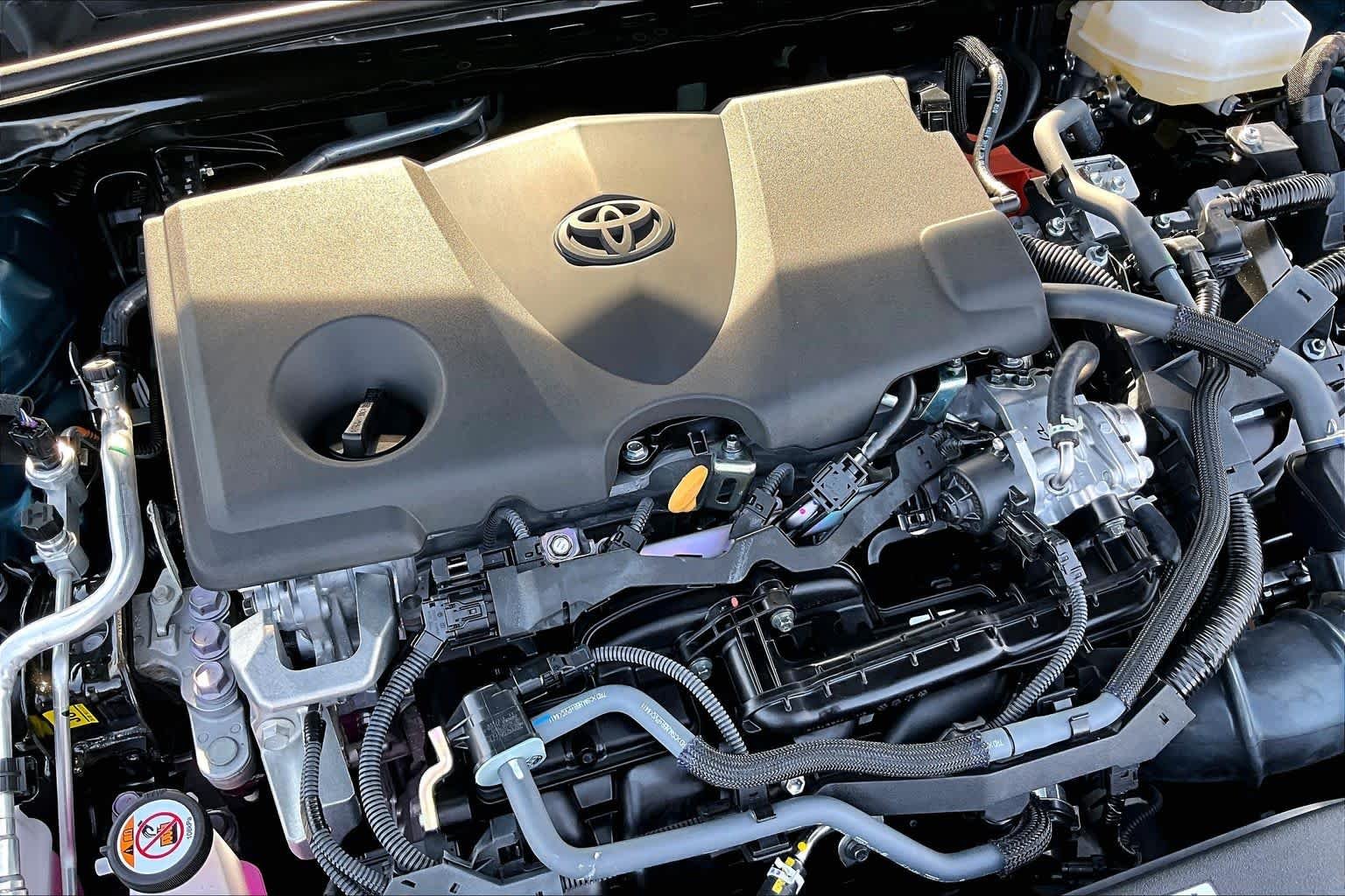 New 2026 Ocean Gem with Midnight Black Metallic roof Toyota XSE image 20