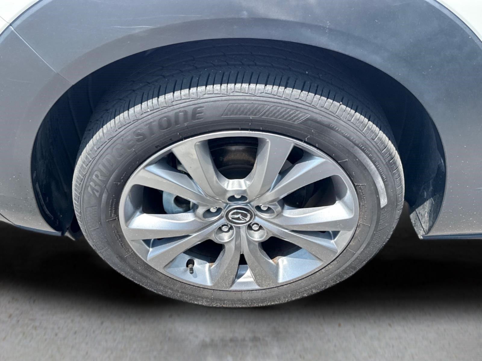 Used 2023 Snowflake White Pearl Mica Mazda 2.5 S Select Package image 3