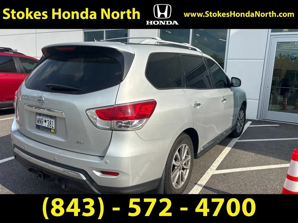 Used 2015 Silver Nissan SL image 5
