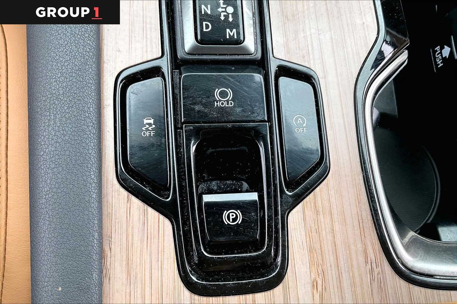 Used 2024 Iridium Lexus Premium image 32
