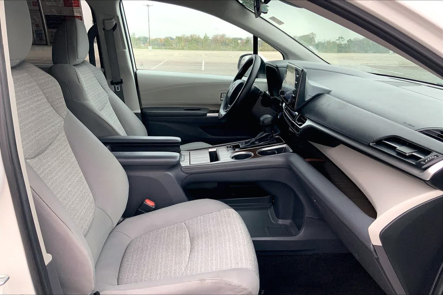 Used 2021 Super White Toyota LE image 9