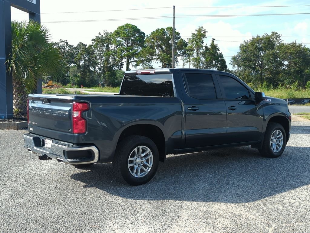 Used 2022 Gray Chevrolet LT image 7