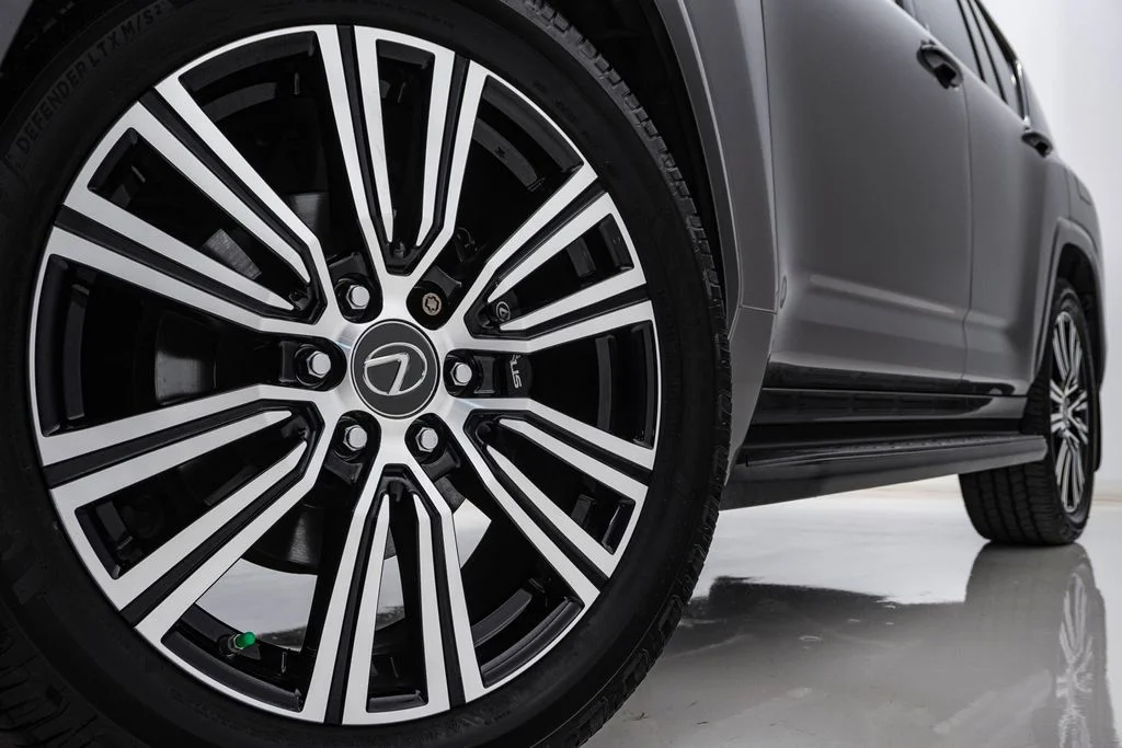 Used 2023 Manganese Luster Lexus 600 Luxury image 5