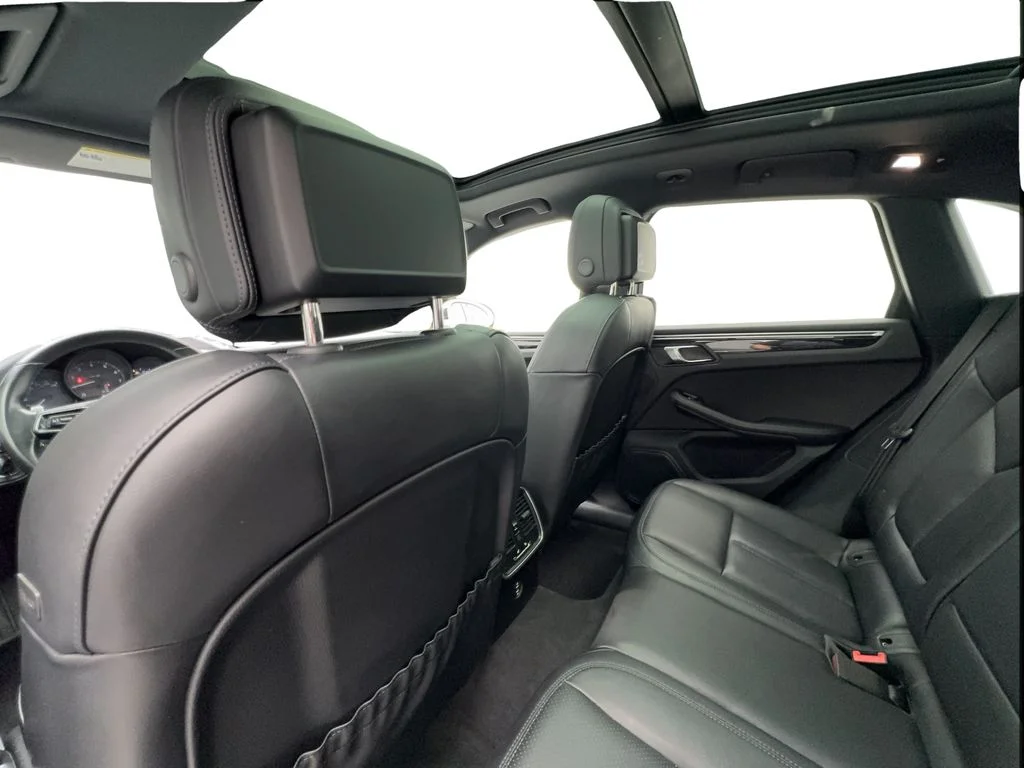 Used 2023 White Porsche Base image 25