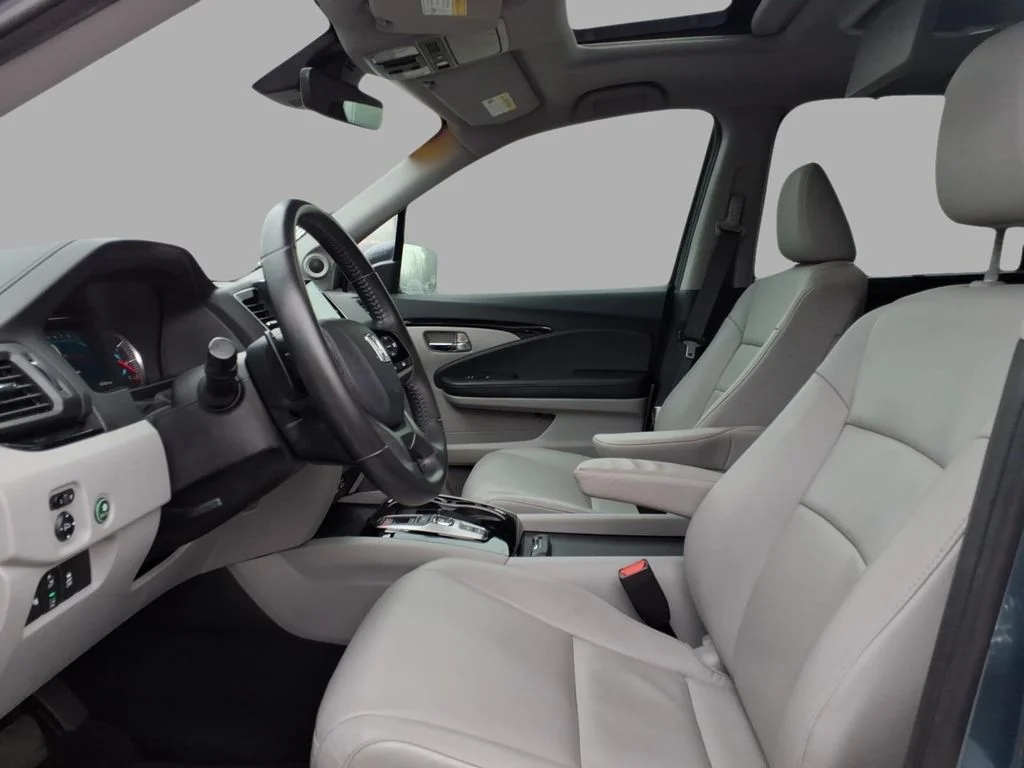 2021 Honda Pilot Touring - Photo 6
