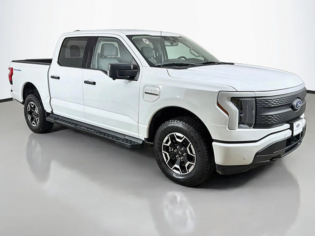 Used 2023 Ford F-150 Lightning XLT with VIN 1FTVW1EL9PWG01346 for sale in Columbus, OH