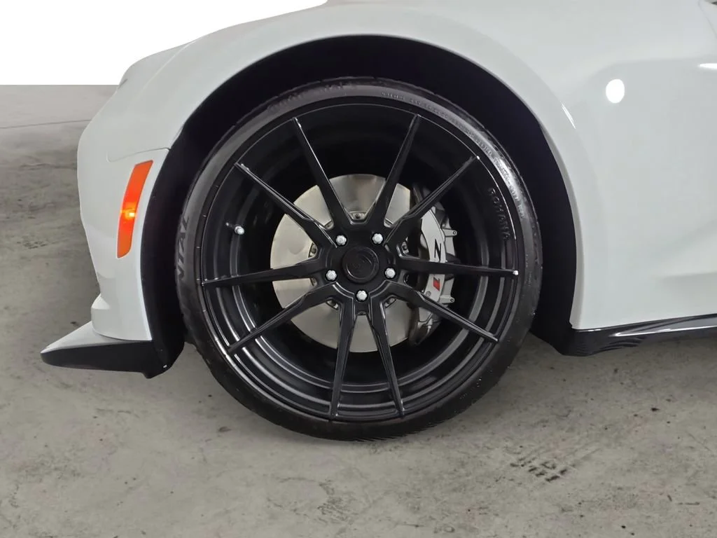 Used 2022 Summit White Chevrolet ZL1 image 14