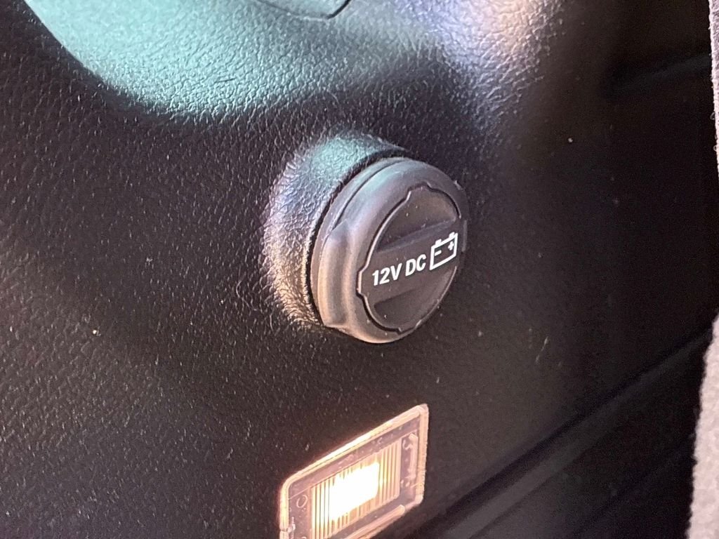 Used 2020 Blue Jeep Rubicon image 12