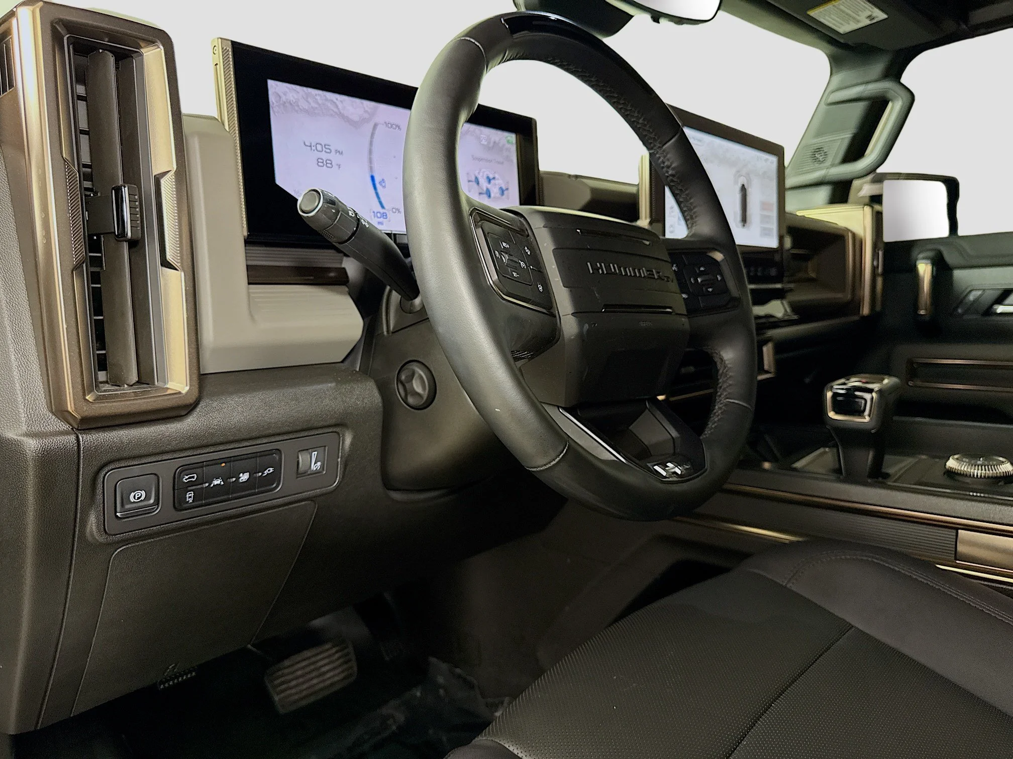 Used 2025 Interstellar White GMC 2X image 11