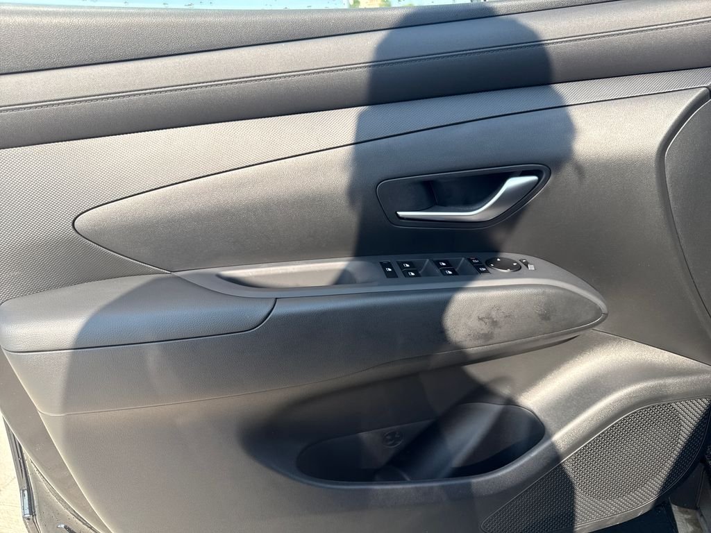 New 2026 Black Hyundai SEL image 10