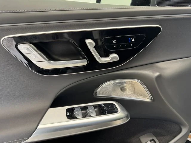 New 2027 Black Mercedes-Benz E 350 image 37