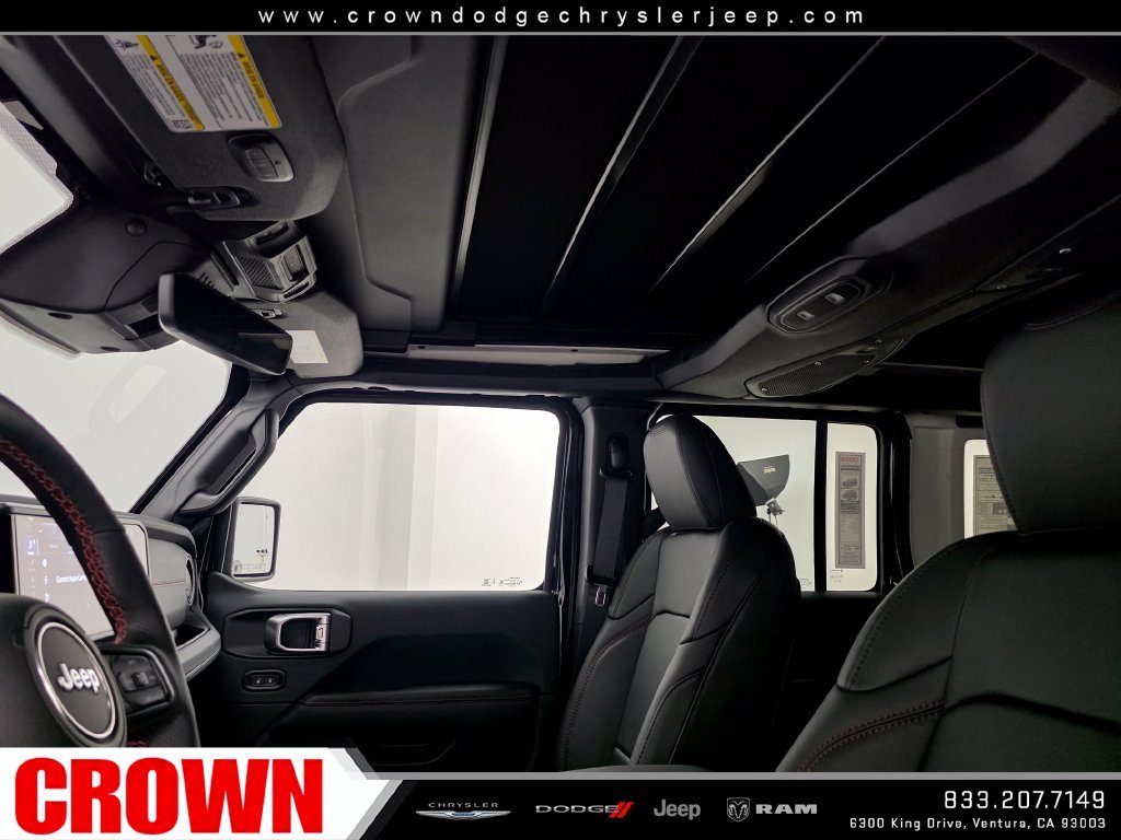 New 2027 Black Clear-Coat Paint Jeep  image 12