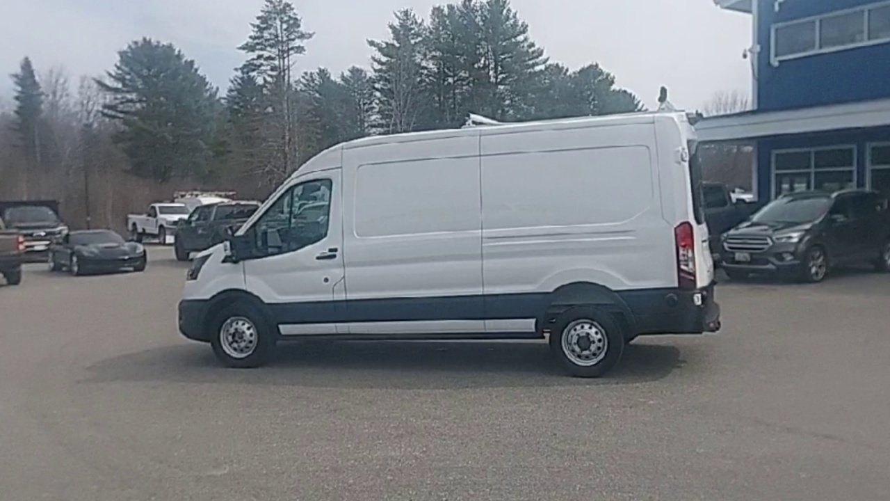 New 2026 Oxford White Ford Cargo Van image 16